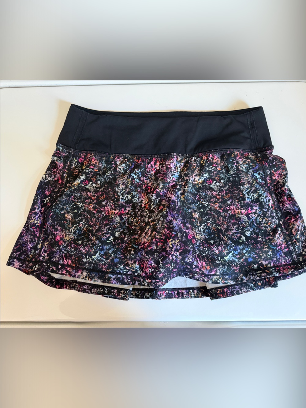 Women’s Lululemon Black Multi-Color Athletic Shorts